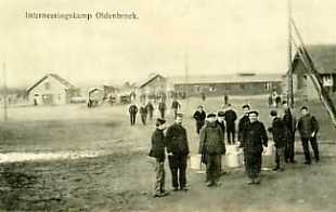 een kampstraat in Kamp Oldebroek